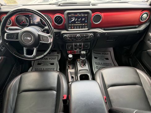 Used 2021 Jeep Gladiator Rubicon AWD/4WD image 15