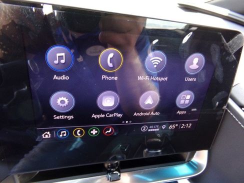 Used 2021 Chevrolet Corvette Stingray Coupe w/ Z51 Performance Package image 21