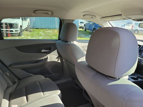 Used 2017 Chevrolet Impala LS w/ Protection Package image 27