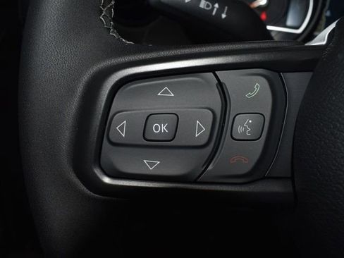 New 2025 Jeep Gladiator Sport image 19