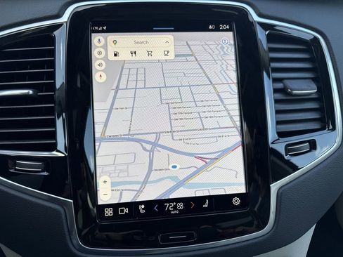 New 2025 Volvo XC90 B6 Plus image 13