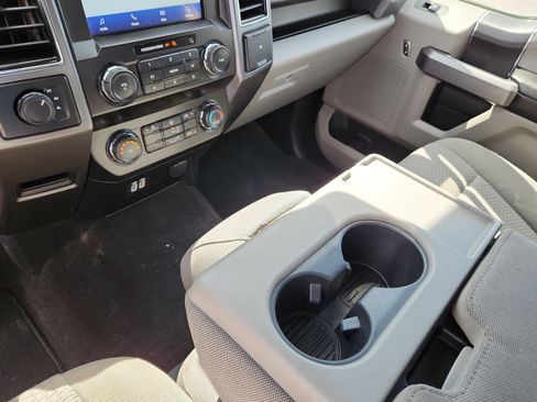 Used 2020 Ford F150 XLT image 18