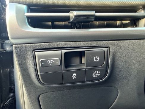 New 2026 Hyundai Tucson Blue SE image 16