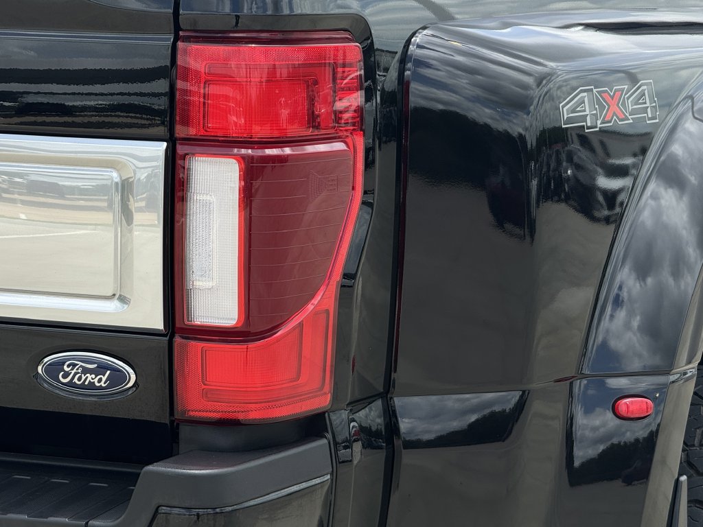 Used 2022 Ford F350 Limited AWD/4WD image 12