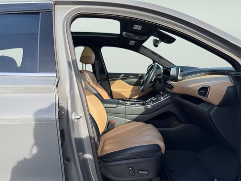 Used 2023 Hyundai Santa Fe Calligraphy image 10