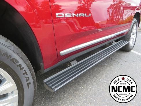 Used 2023 GMC Yukon Denali w/ Max Trailering Package AWD/4WD image 11