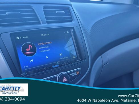 Used 2017 Hyundai Accent SE FWD image 8
