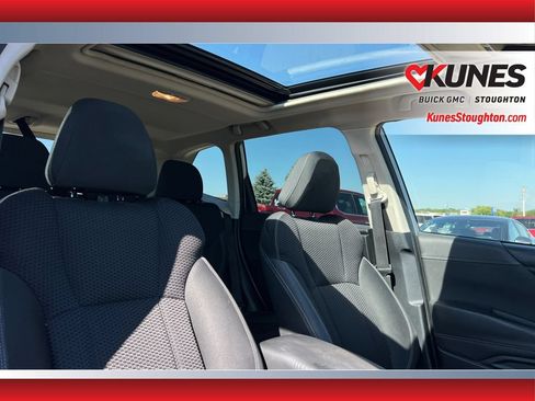Used 2020 Subaru Forester Premium w/ Popular Package #1 AWD/4WD image 39