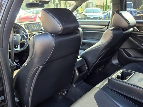 Used 2018 Honda Accord Sport image 20