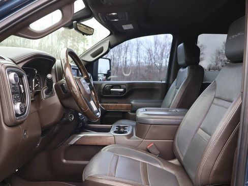 Used 2020 GMC Sierra 2500 Denali w/ Denali Ultimate Package image 13