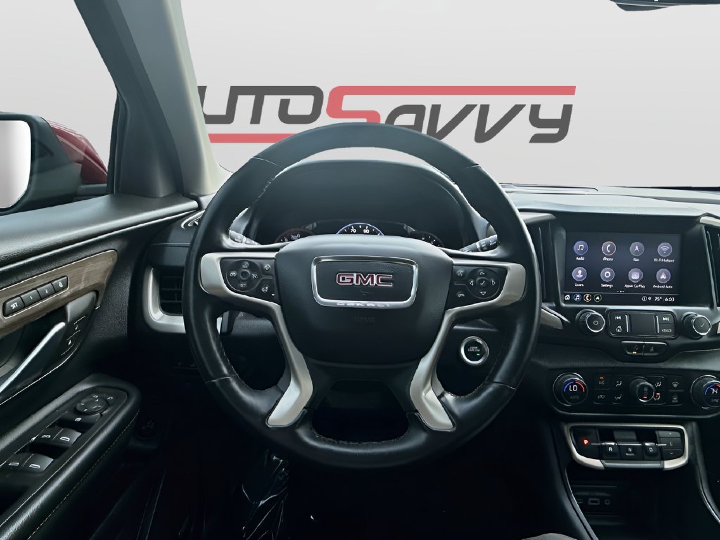 Used 2024 GMC Terrain Denali AWD/4WD image 11