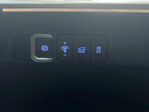 Used 2024 Hyundai Santa Fe Limited image 28