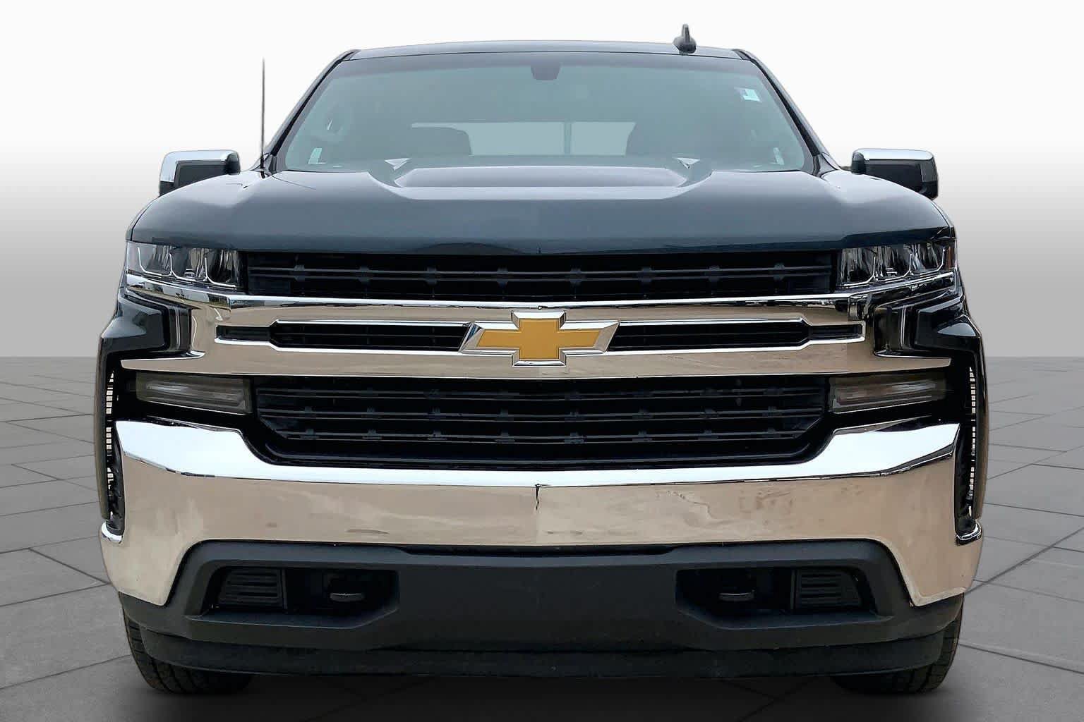 Used 2019 Chevrolet Silverado 1500 LT w/ Texas Edition AWD/4WD image 4