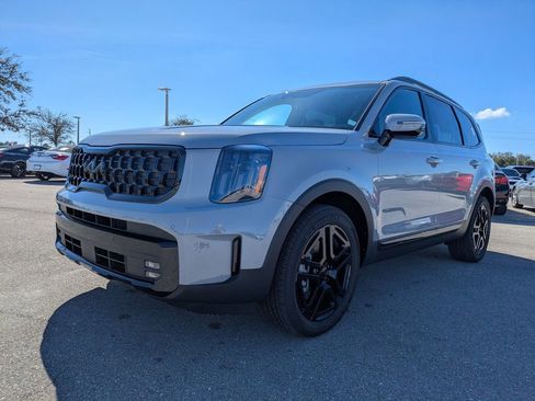 Certified 2025 Kia Telluride SX X-Line image 9