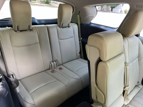 Used 2019 INFINITI QX60 Luxe w/ Essential Package AWD/4WD image 25