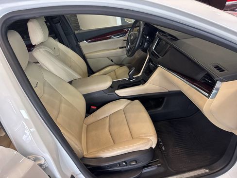Used 2017 Cadillac XT5 Luxury AWD/4WD image 17