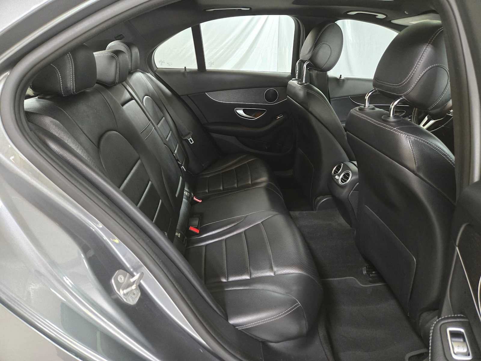 Certified 2019 Mercedes-Benz C 300 4MATIC Sedan image 12