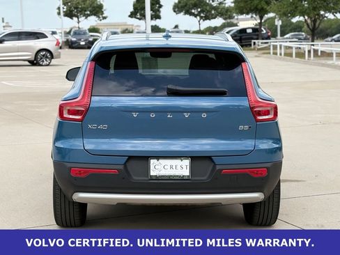 Certified 2025 Volvo XC40 B5 Plus AWD/4WD image 6