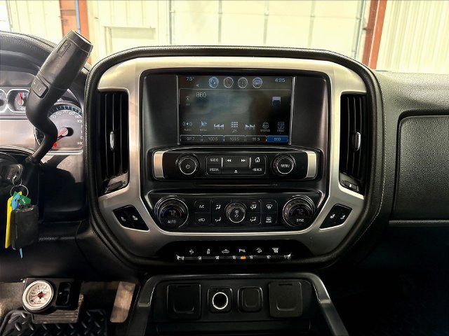 Used 2018 GMC Sierra 3500 SLE w/ SLE Preferred Package AWD/4WD image 18