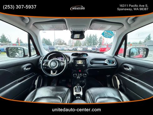 Used 2017 Jeep Renegade Limited image 13