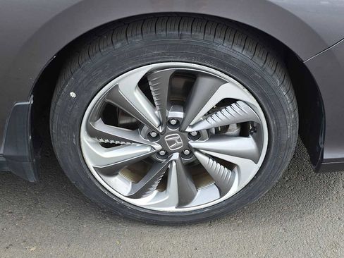 Used 2020 Honda Clarity Plug-In Hybrid image 9