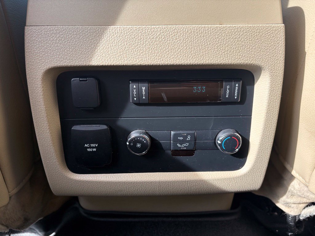 Used 2016 Ford Expedition EL XLT w/ Equipment Group 202A RWD image 28