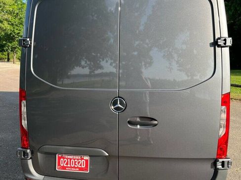 Used 2022 Mercedes-Benz Sprinter 4500 image 5