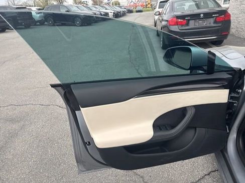 Used 2026 Tesla Model S Plaid image 12