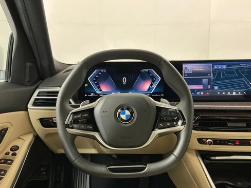 Certified 2025 BMW 330i xDrive Sedan w/ Convenience Package AWD/4WD image 17