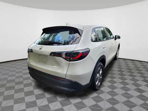 Used 2024 Honda HR-V LX image 4