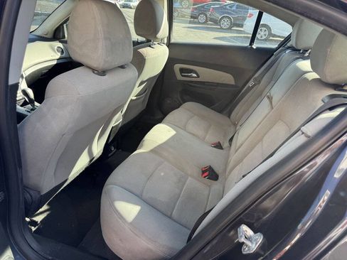 Used 2014 Chevrolet Cruze LT image 5