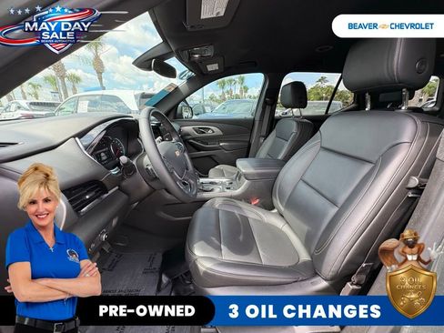 Used 2023 Chevrolet Traverse LT w/ LPO, Floor Liner Package FWD image 12