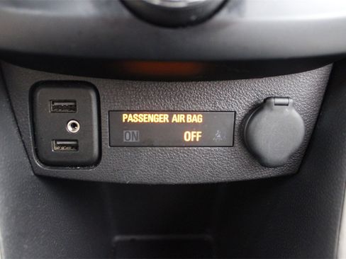 Used 2020 Chevrolet Trax LS w/ Tint and Cruise Package image 19