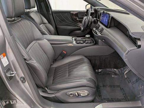 Certified 2023 Lexus LS 500 AWD w/ Luxury Package image 34