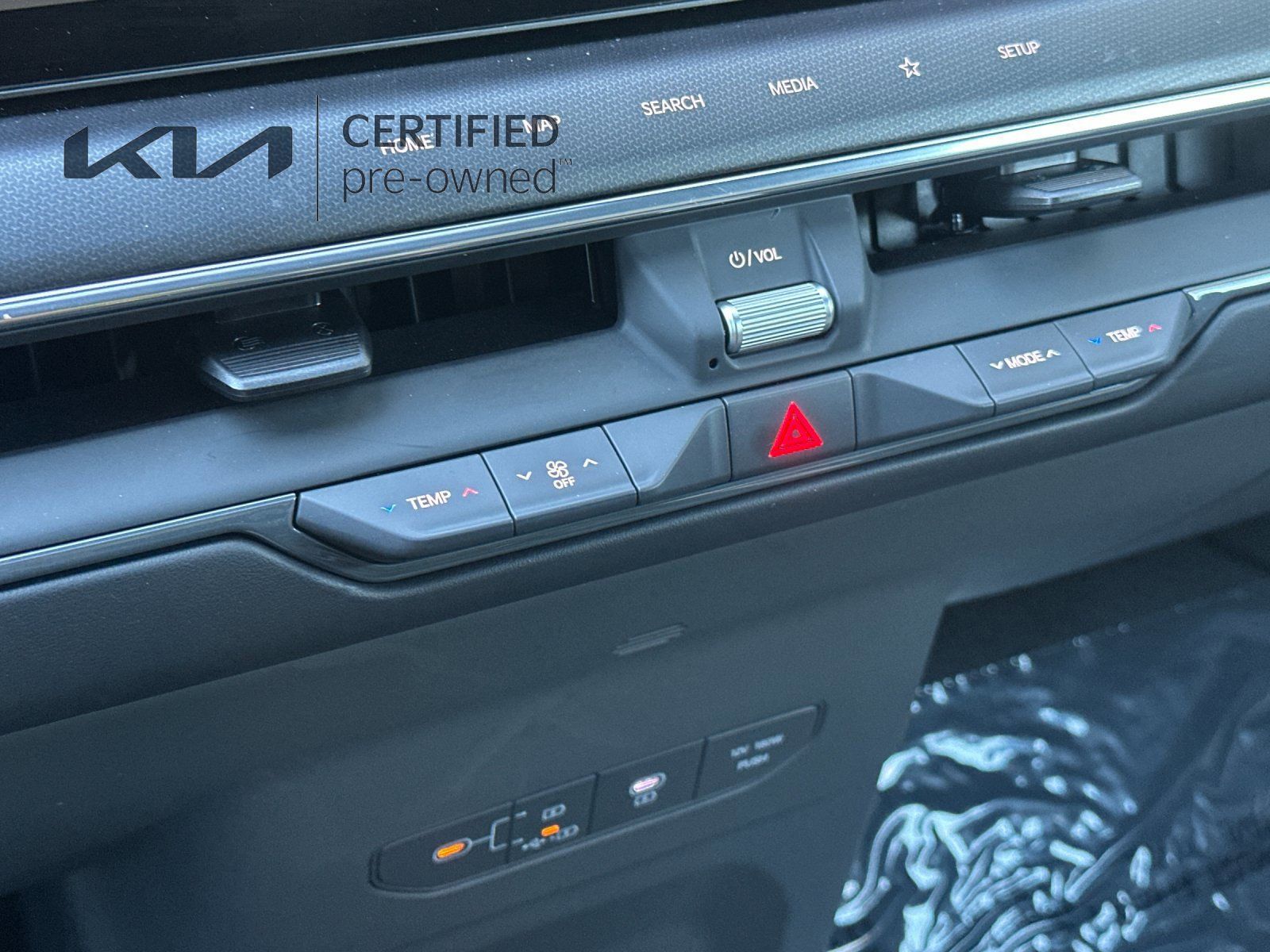 Certified 2024 Kia EV9 GT-Line AWD/4WD image 22