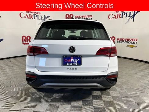 Used 2024 Volkswagen Taos S image 8