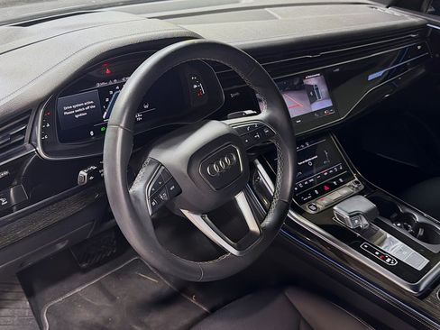 Used 2023 Audi Q8 Prestige image 14