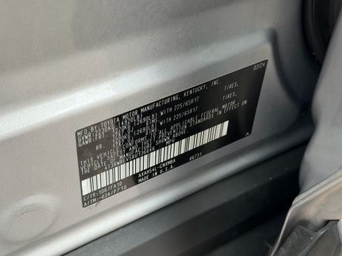 Certified 2024 Toyota RAV4 XLE AWD/4WD image 20