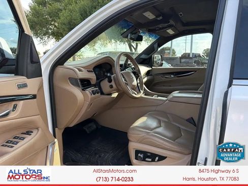 Used 2018 Cadillac Escalade ESV Platinum AWD/4WD image 14