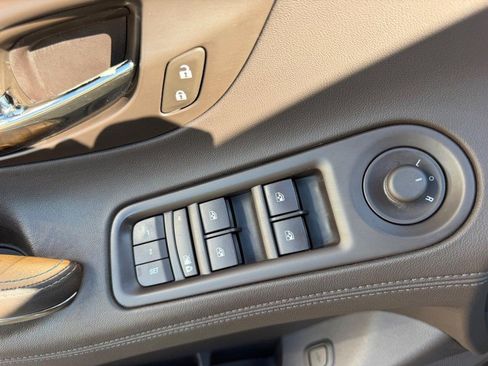 Used 2014 Buick LaCrosse Leather FWD image 17