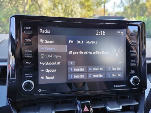 Used 2022 Toyota Corolla SE image 23