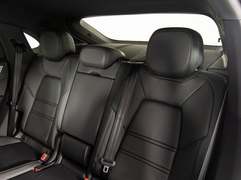 New 2026 Porsche Cayenne S image 34