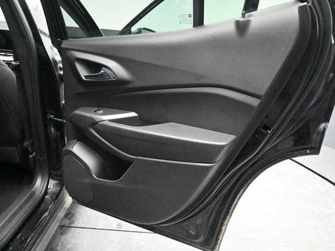 Used 2025 Chevrolet Trax LT image 20