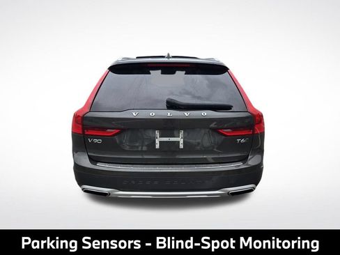 Used 2020 Volvo V90 T6 Cross Country AWD/4WD image 9