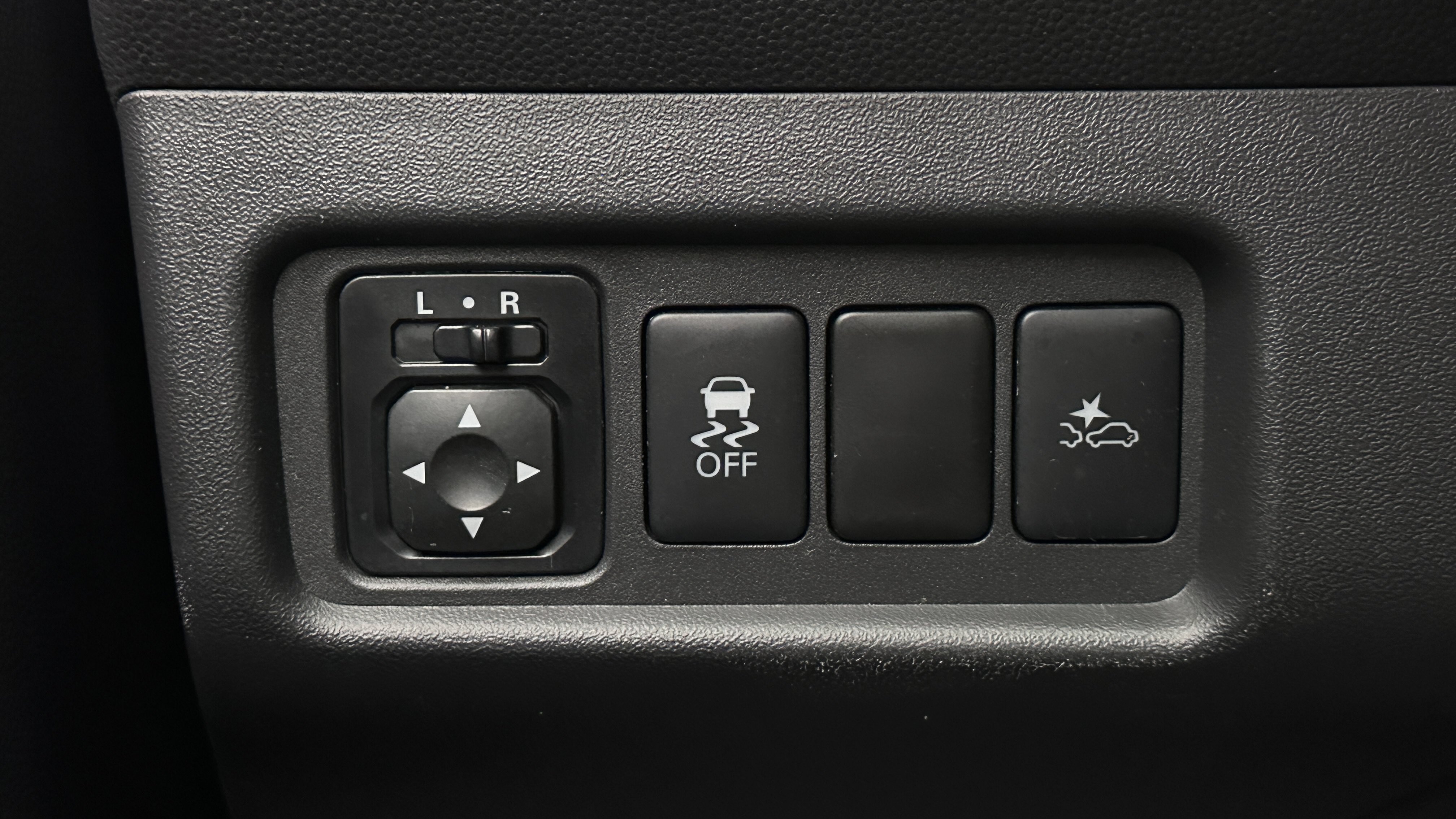 Used 2024 Mitsubishi Mirage ES FWD image 15