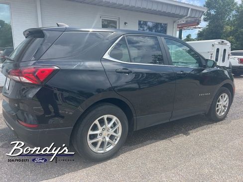 Used 2024 Chevrolet Equinox LT FWD image 4
