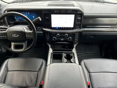 Used 2024 Ford F250 Lariat image 15