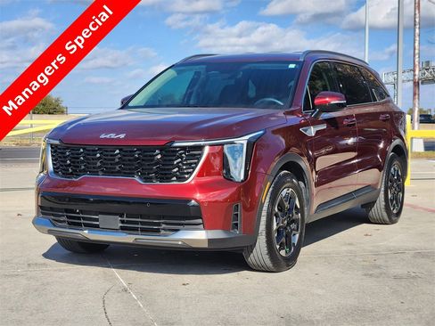 New 2025 Kia Sorento S image 2