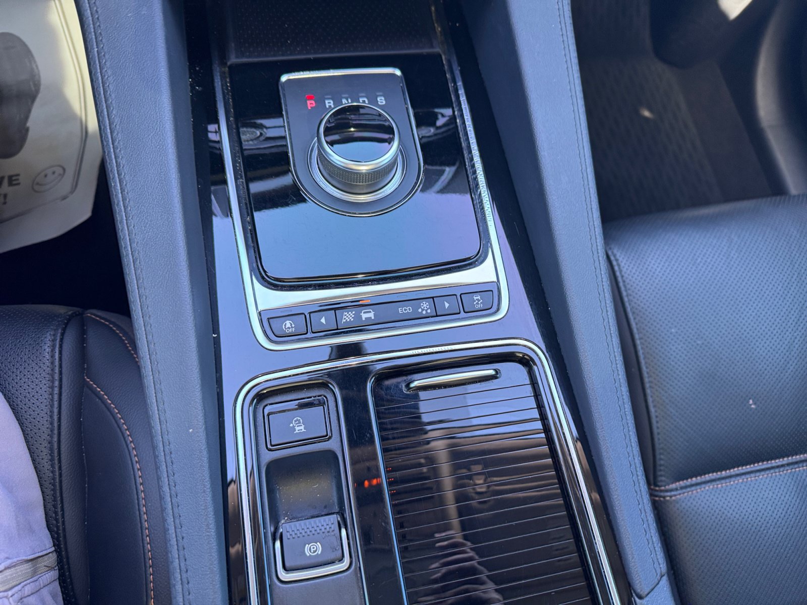 Used 2020 Jaguar F-PACE Prestige AWD/4WD image 15