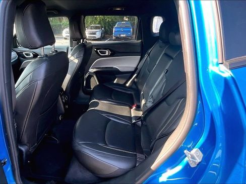 Used 2025 Jeep Compass Limited AWD/4WD image 22